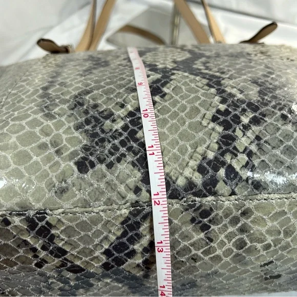 MICHAEL Michael Kors Jet Set Khaki/Gray Python Effect Leather Tote w/ DustbagNWT
